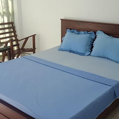 Kingdom Gate Hotel Katugastota Bagian luar foto